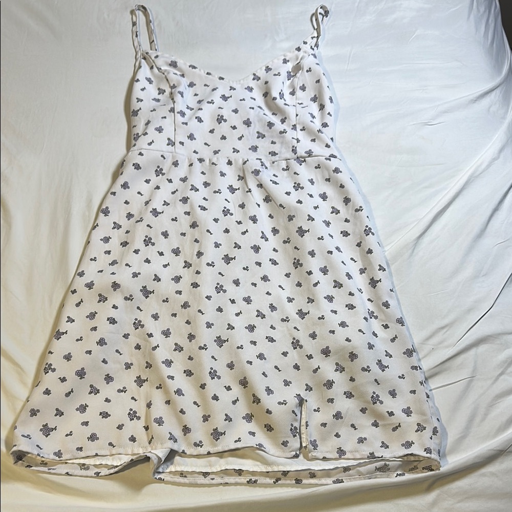Hollister Cream Top with Purple Floral Pattern